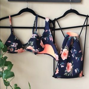 TRIANGL Bikini set with bag